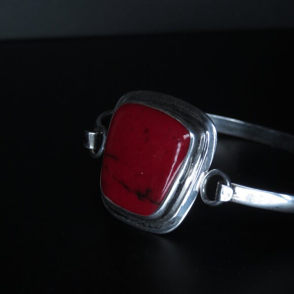 Sterling Silver Hinged Bangle with Red Stone - Picture 3 of 6
